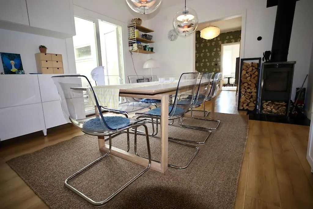 גטבורג Elegant Villa With City Views In Oergryte שבדיה